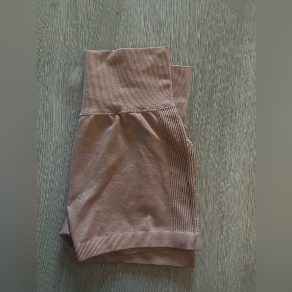 Forever 21 Mid Length Salmon Biker Shorts / Size: M